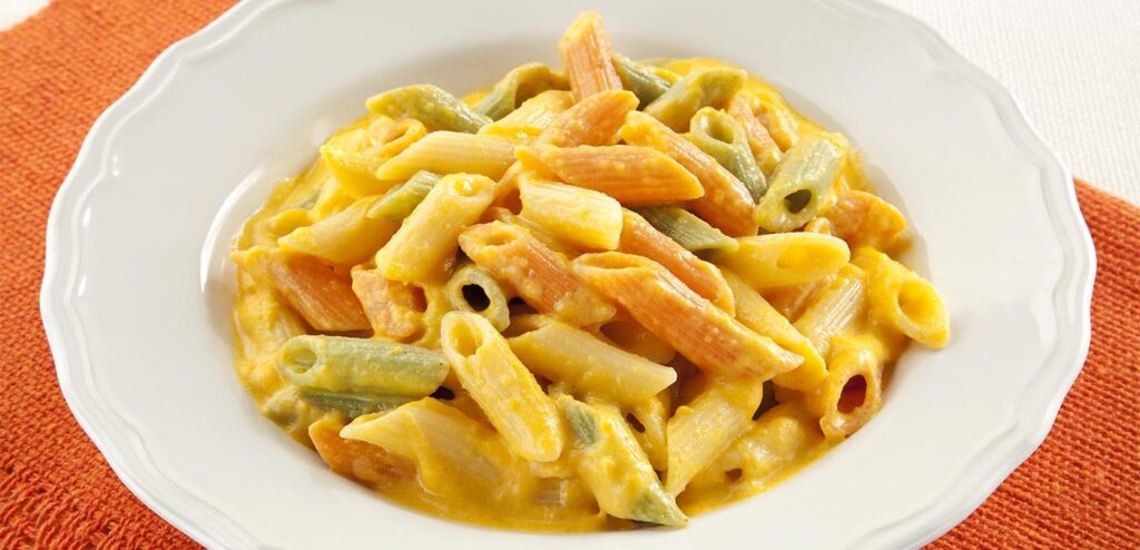 PENNE AO MOLHO DE CENOURA
