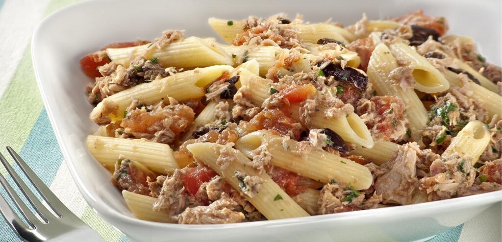PENNE COM ATUM