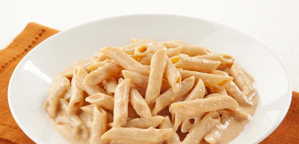 PENNE COM BACON