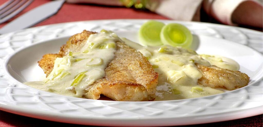 PESCADA AO EMMENTHAL E ALHO PORÓ