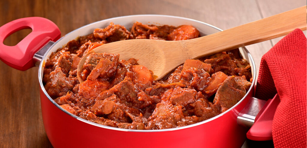 PICADINHO DE CARNE COM CASCA DE BANANA