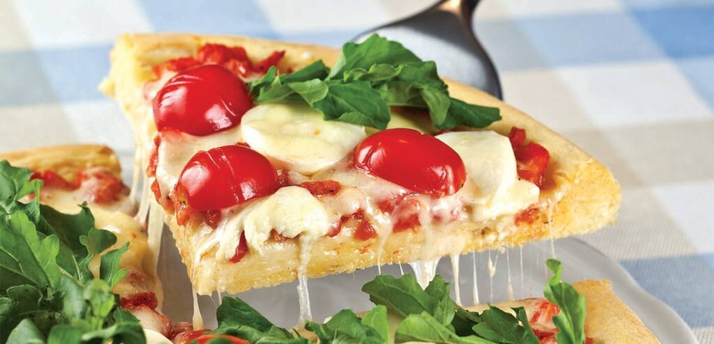 PIZZA DE MUÇARELA DE BÚFALA COM RÚCULA