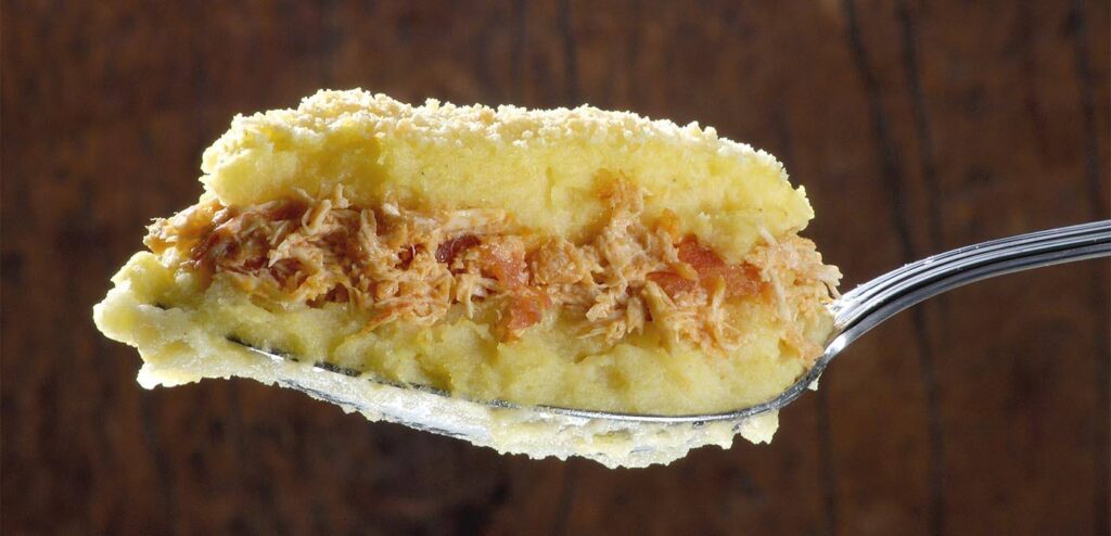 POLENTA CREMOSA RECHEADA