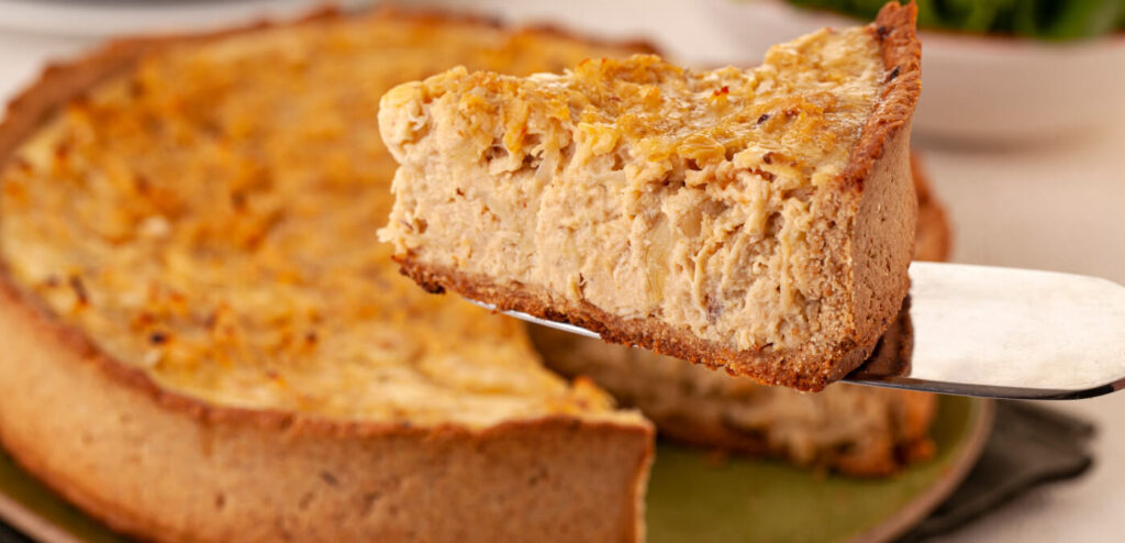 QUICHE INTEGRAL DE FRANGO E CEBOLA