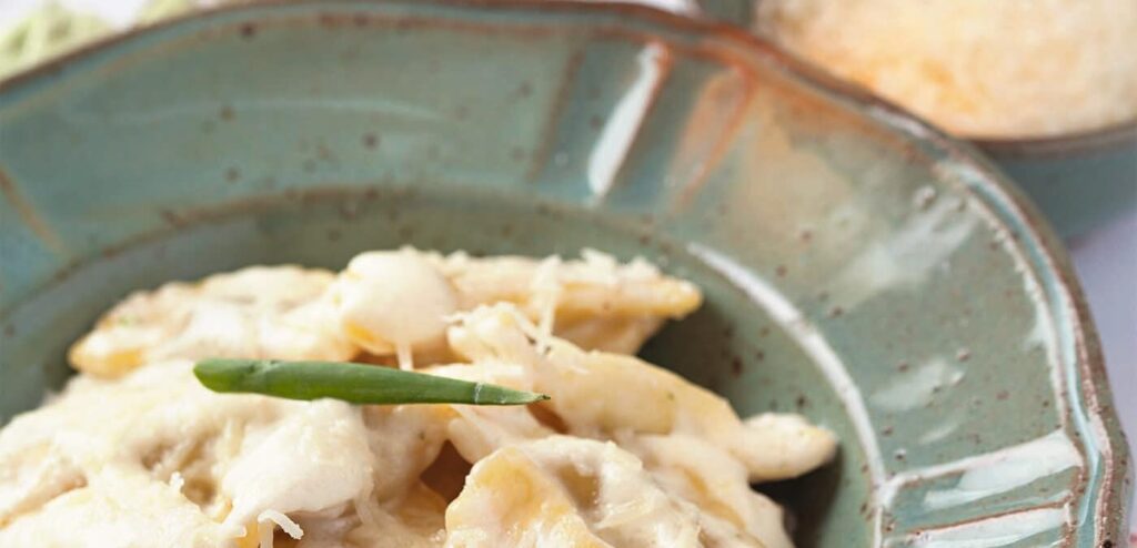 RAVIOLI AO MOLHO DE LIMÃO