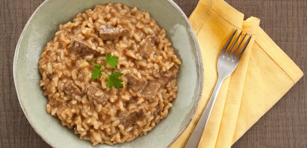 RISOTO DE CARNE COM SHOYU