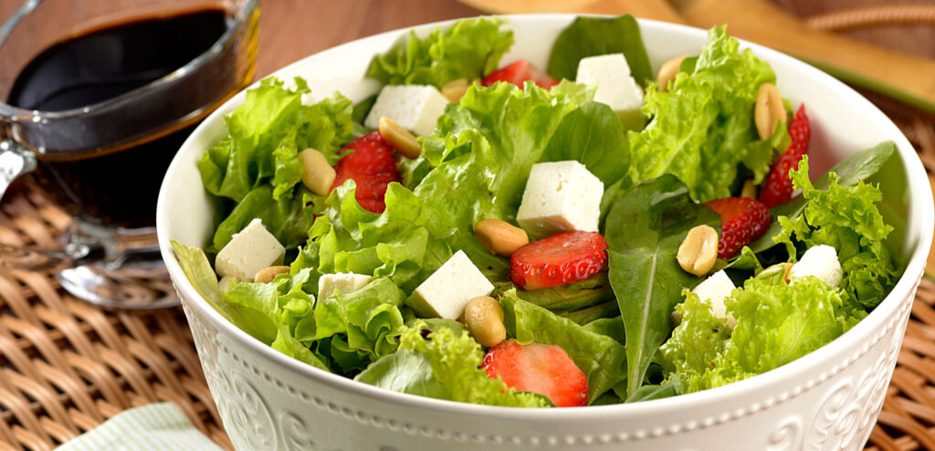 SALADA AGRIDOCE COM MORANGO