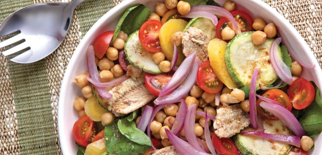 SALADA COMPLETA COM SARDINHA