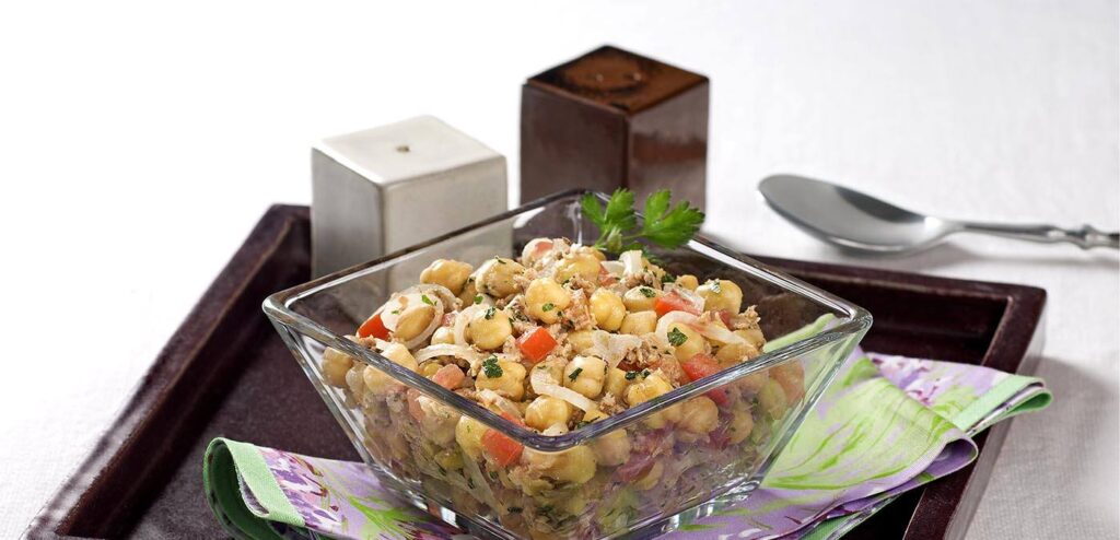 SALADA DE GRÃO-DE-BICO