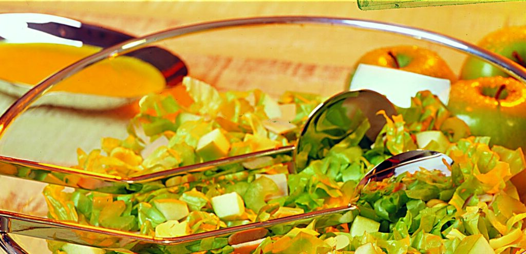 SALADA DE SALSÃO E PRESUNTO