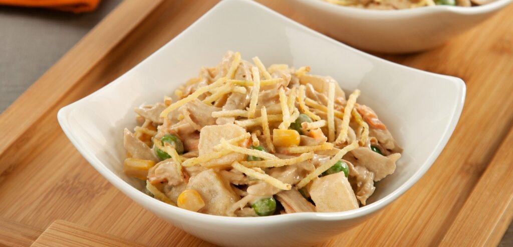 SALPICÃO DE FRANGO AO SHOYU