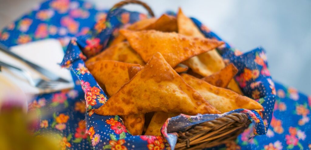 SAMOSAS