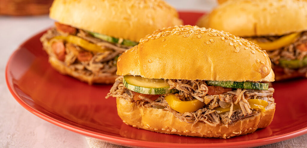 SANDUÍCHE DE CARNE-LOUCA DIFERENTE