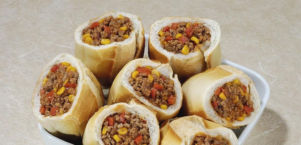 SANDUÍCHE DE CARNE MOÍDA