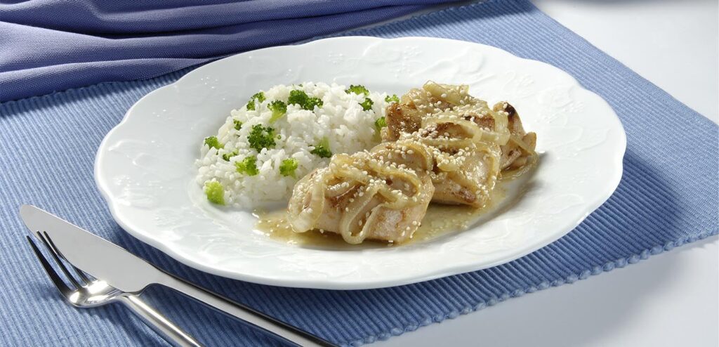 SOBRECOXAS DE FRANGO AO GERGELIM