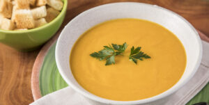 SOPA CREME DE ABÓBORA COM GENGIBRE