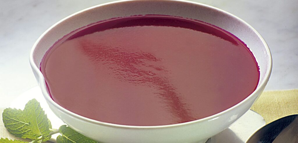 SOPA DE BETERRABA