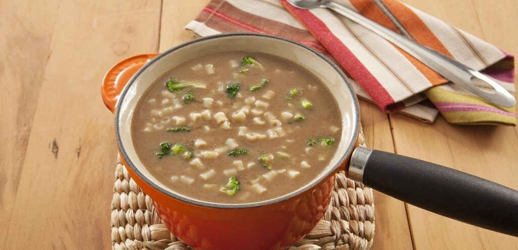 SOPA DE FEIJÃO NUTRITIVA
