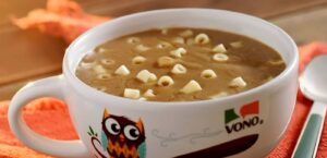 SOPA DE FEIJÃO COM MACARRÃO