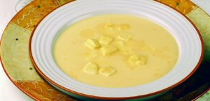 SOPA DE QUEIJO E VINHO