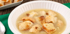 SOPA VONO COM ALHO E PÃO FRITO