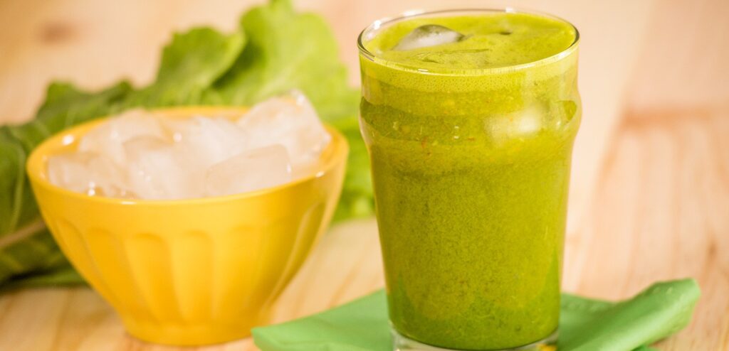 SUCO VERDE COM ÁGUA DE COCO E MID ZERO™ ABACAXI