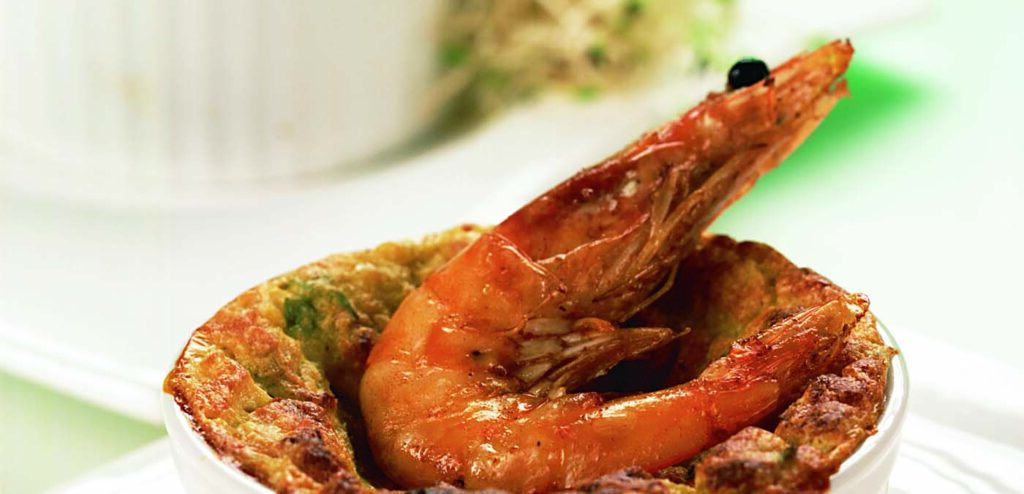 SUFLÊ DE ALHO-PORÓ COM CAMARÃO