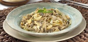 Miniatura da imagem do produto TAGLIATELLE COM COGUMELOS E ALCACHOFRA