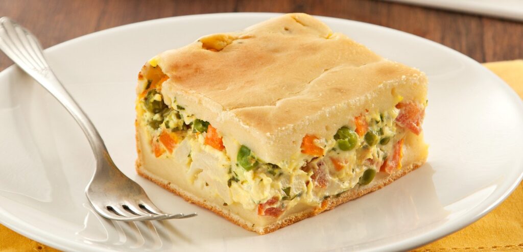 TORTA CREMOSA DE LEGUMES