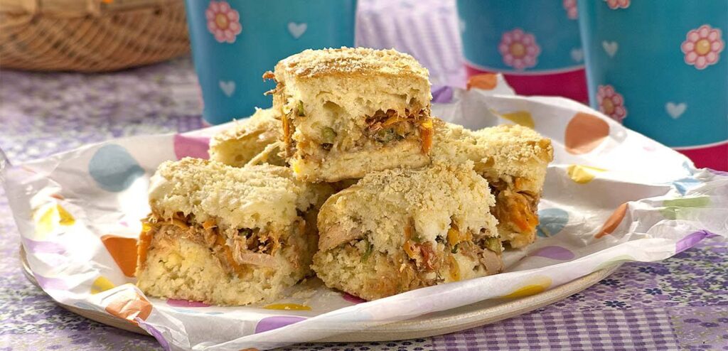 TORTA DE ATUM DE LIQUIDIFICADOR