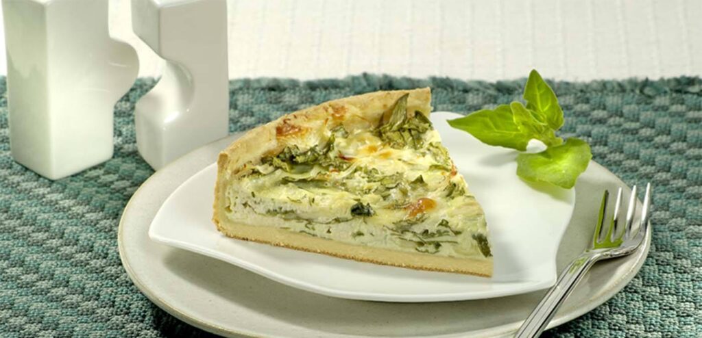 TORTA DE FRANGO E IOGURTE