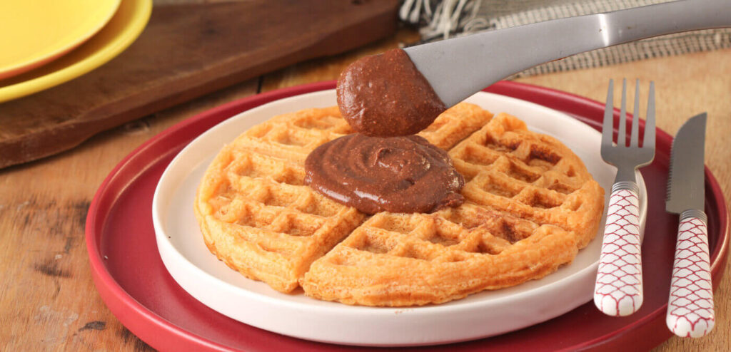 WAFFLES COM CALDA DE MID® TANGERINA