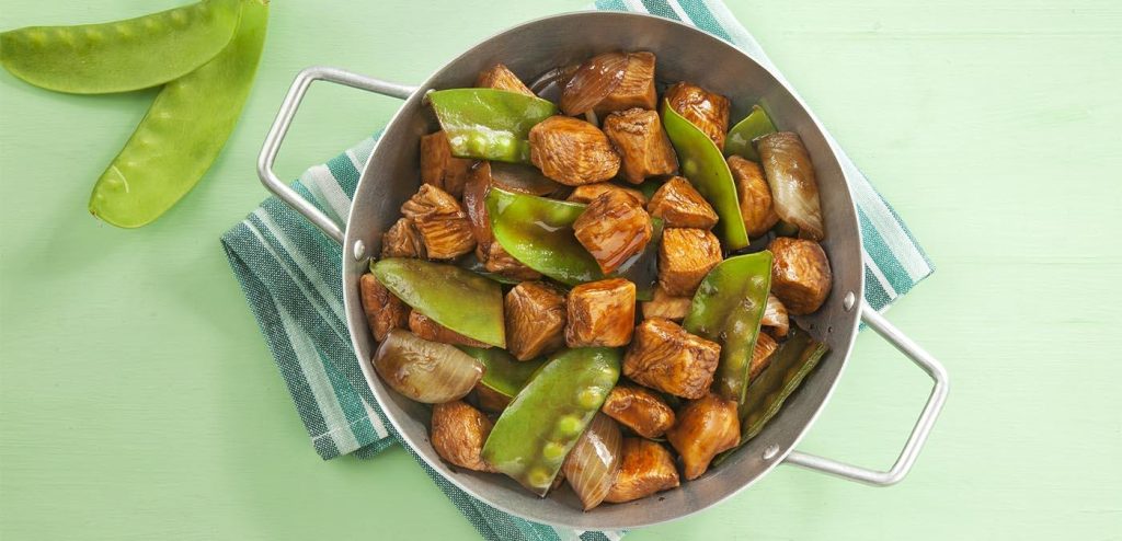 CUBOS DE FRANGO COM ERVILHA-TORTA E SÓDIO REDUZIDO