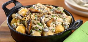 Miniatura da imagem do produto NHOQUE DE PÃO AMANHECIDO COM COGUMELOS