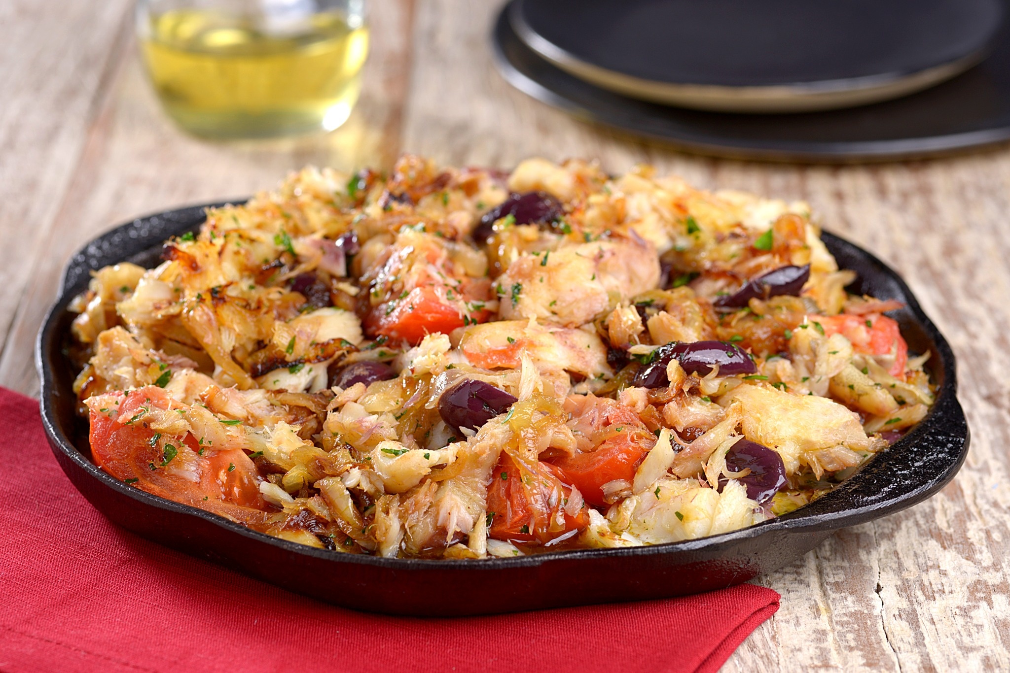 BACALHAU COM TOMATE CONFITADO 