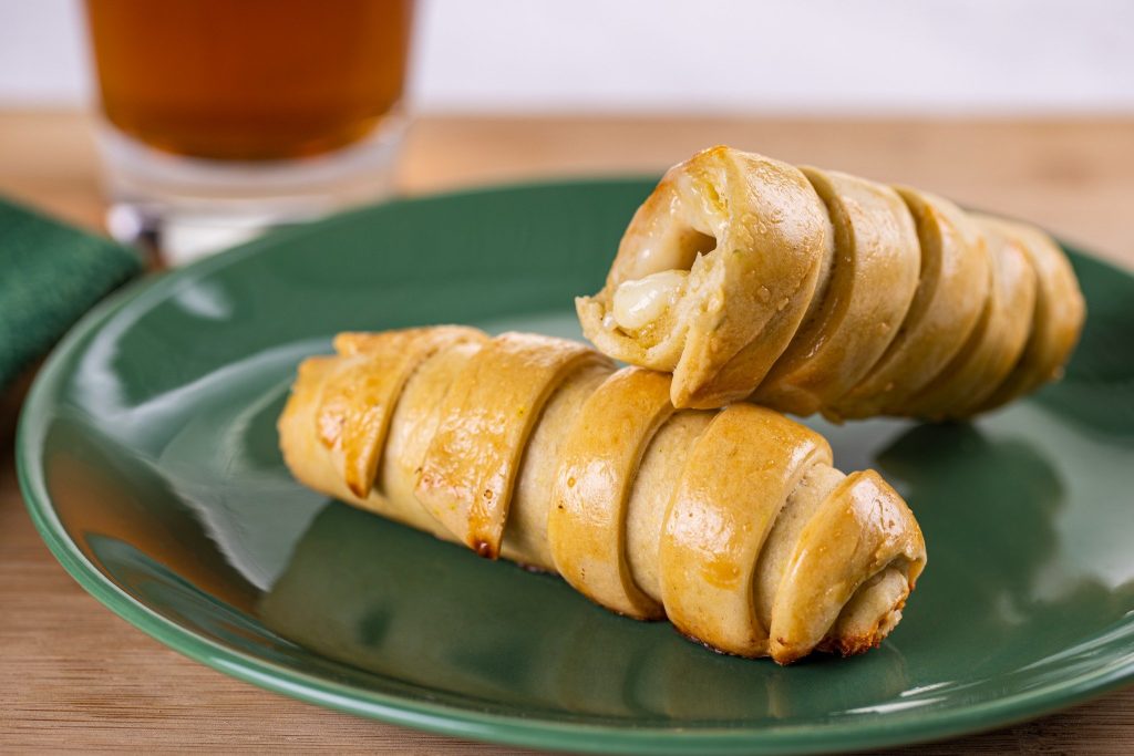 PÃO RECHEADO COM QUEIJO