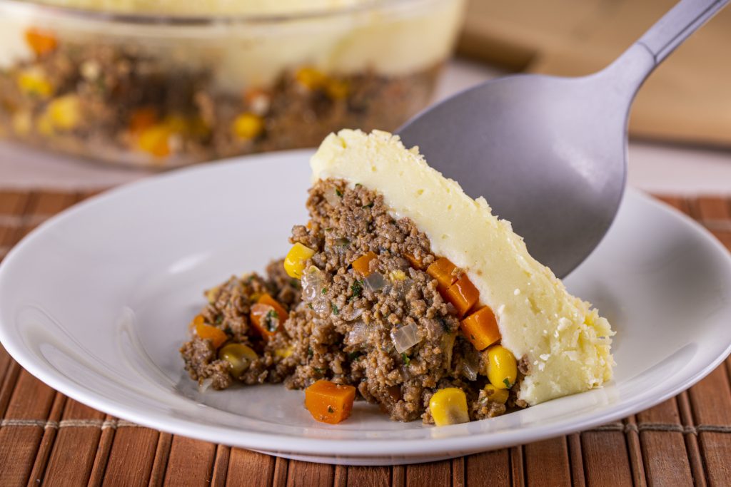 ESCONDIDINHO DE CARNE MOÍDA