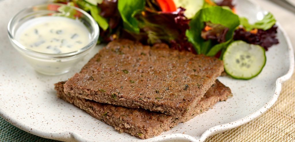 KAFTA DE ASSADEIRA COM MOLHO